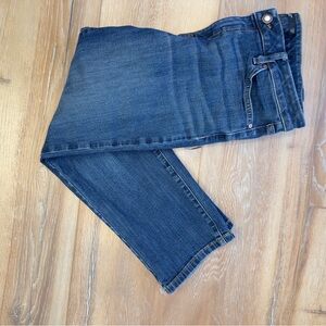 Simply Vera Wang Capri 14P